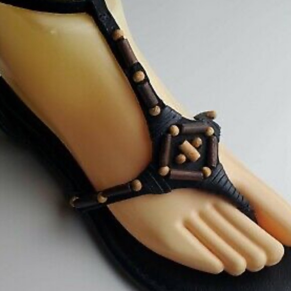 Cole Haan 🌴 Larissa Beaded Leather Sandals 9 - Picture 3 of 4